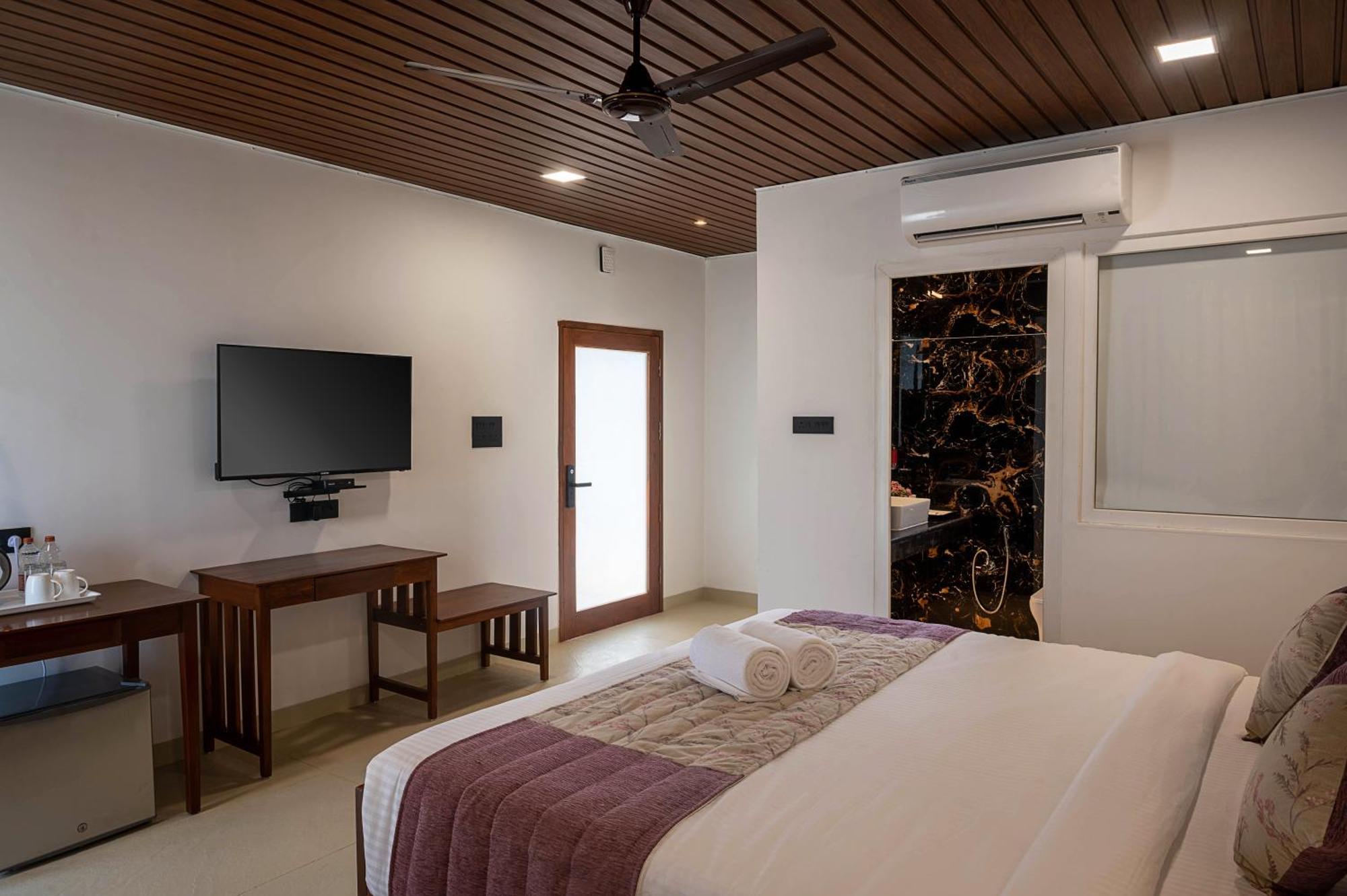 The Kimaya - By The Sea Baga Exterior photo